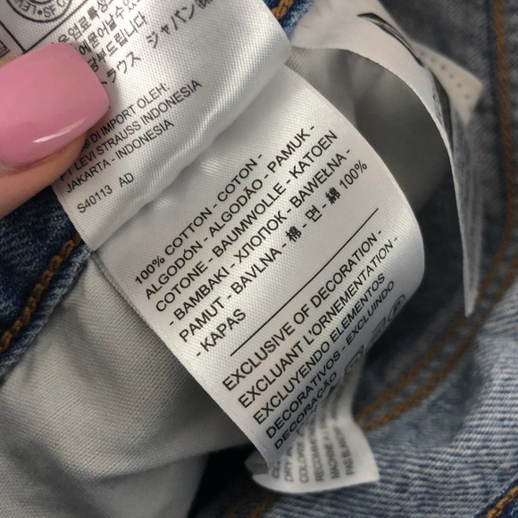 Levi's Premium Wedgie Icon Fit Authentically Yours Distressed Button Fly Sz. 34 - Picture 8 of 11